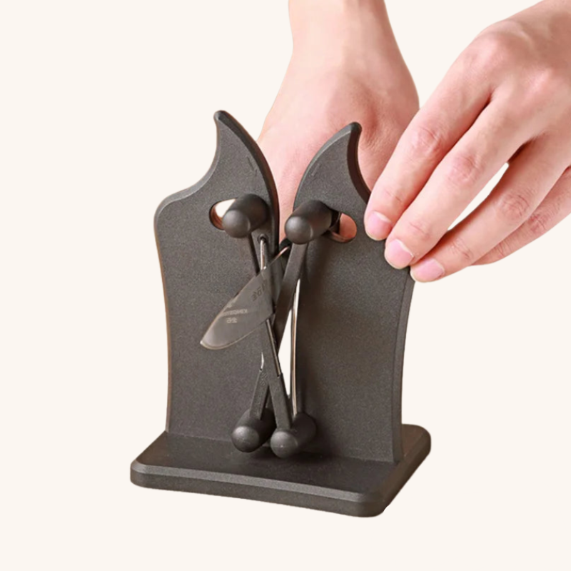 Aiguiseur couteau à bras croisés design Mon aiguiseur couteau