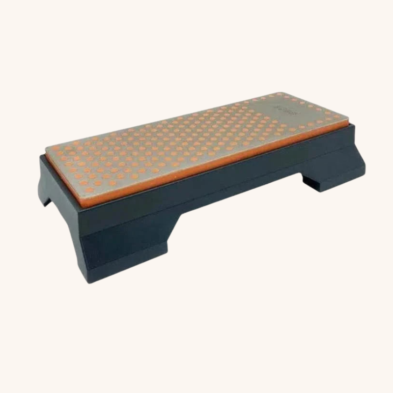 Pierre à aiguiser type diamant double face sur support Aiguiseur Couteau